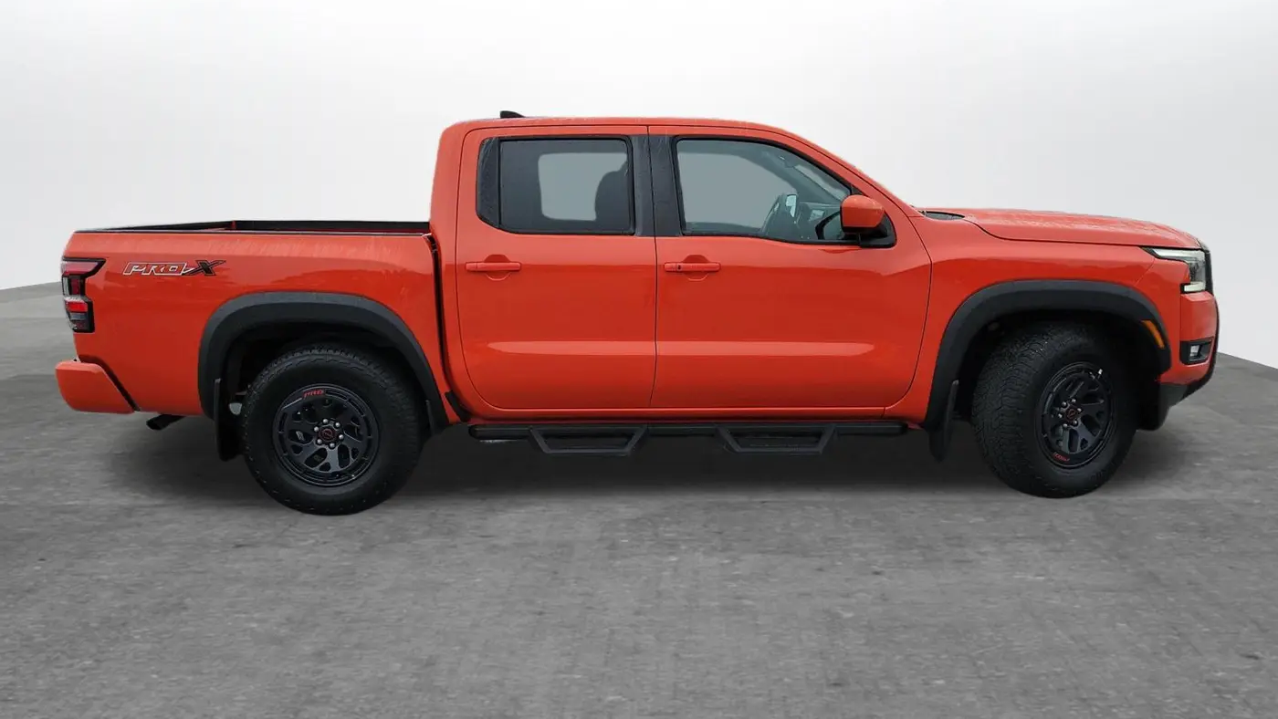 2025 Nissan Frontier S