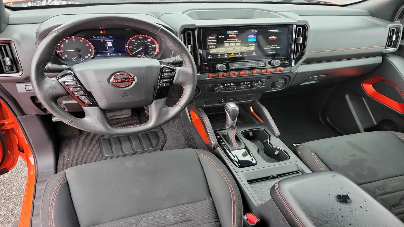 2025 Nissan Frontier S