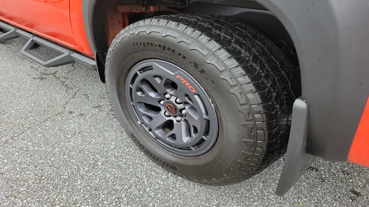 2025 Nissan Frontier S