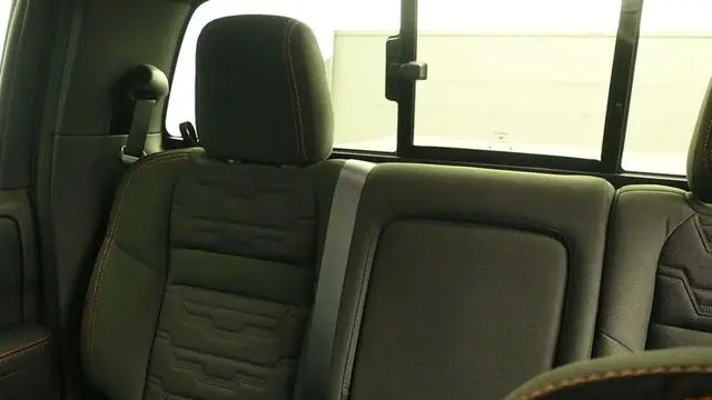 2025 Nissan Frontier S
