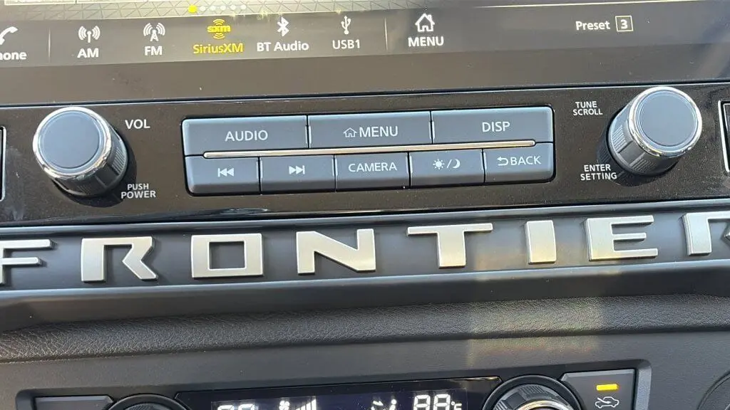 2026 Nissan Frontier SV