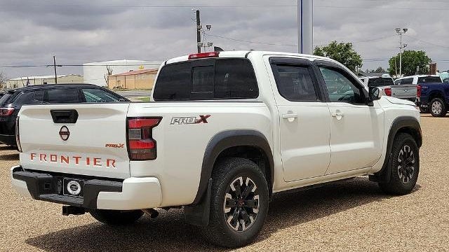 2022 Nissan Frontier S
