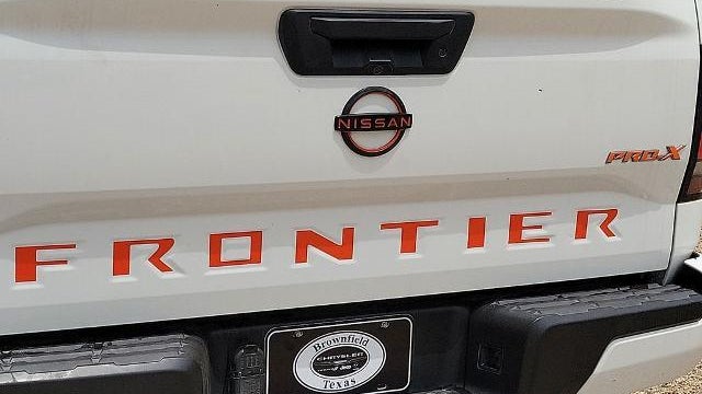 2022 Nissan Frontier S