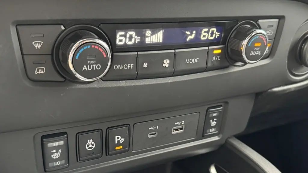 2024 Nissan Frontier PRO-X