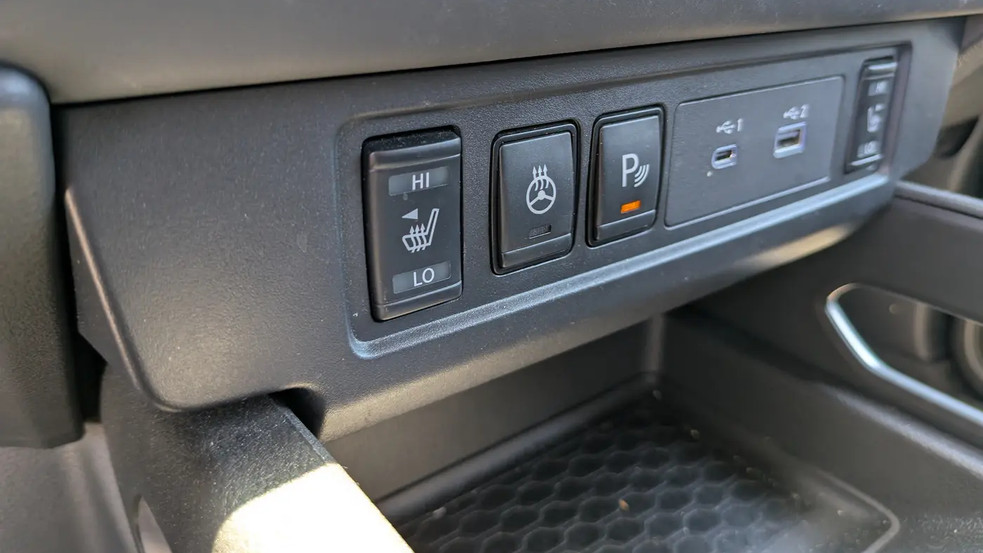 2024 Nissan Frontier S
