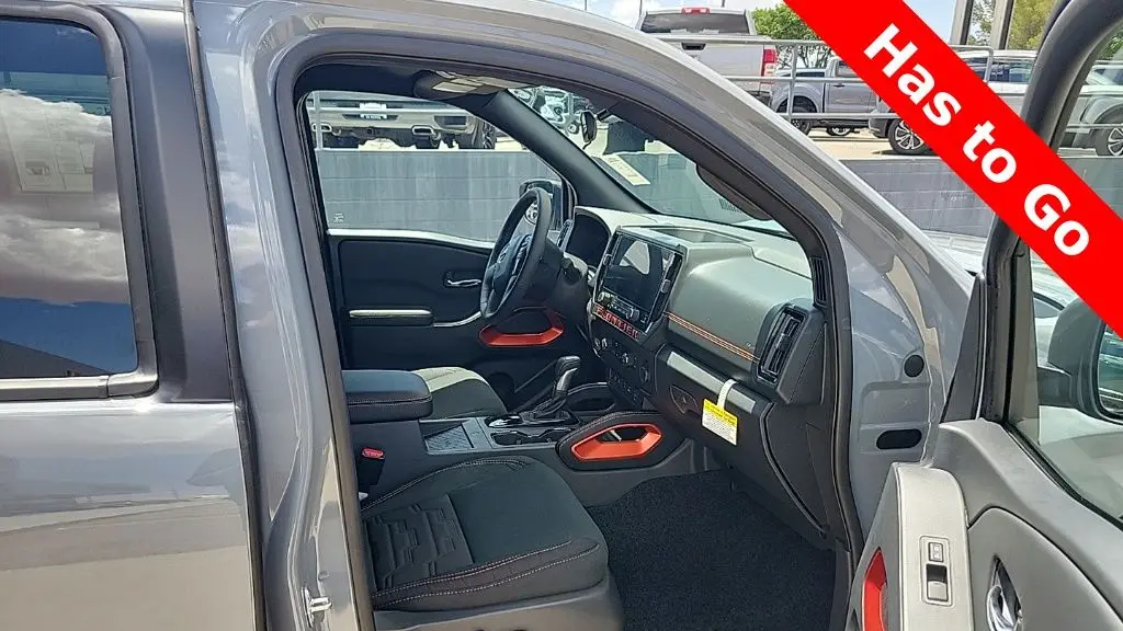 2025 Nissan Frontier PRO-X