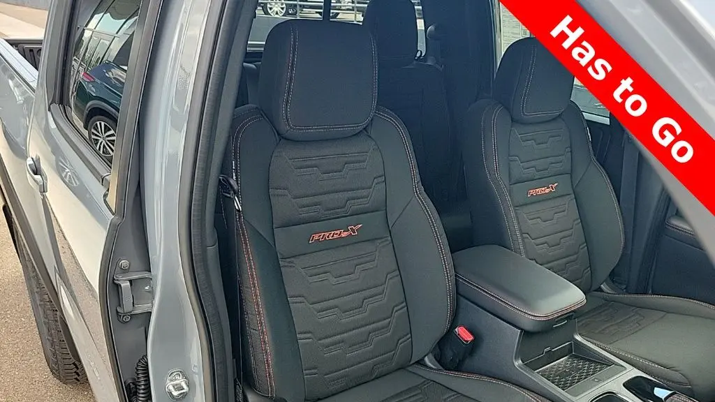 2025 Nissan Frontier PRO-X