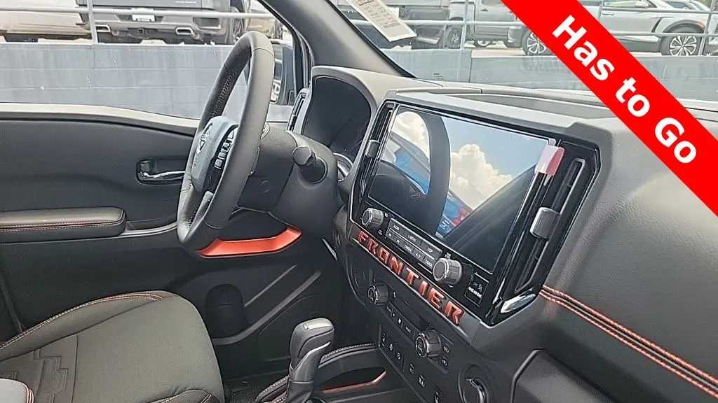 2025 Nissan Frontier PRO-X