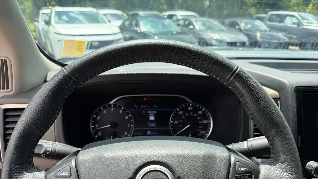2022 Nissan Frontier SV