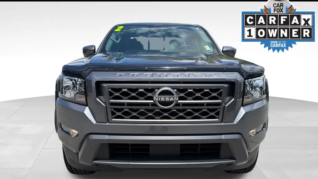 2022 Nissan Frontier SV