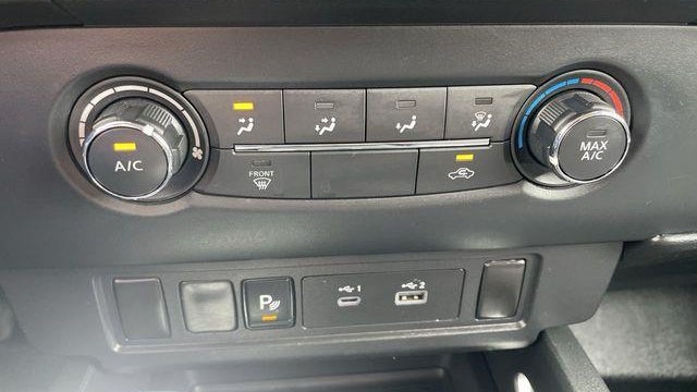 2022 Nissan Frontier S