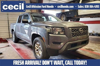2024 Nissan Frontier 4X2 SV 4DR Crew Cab 5 FT. SB