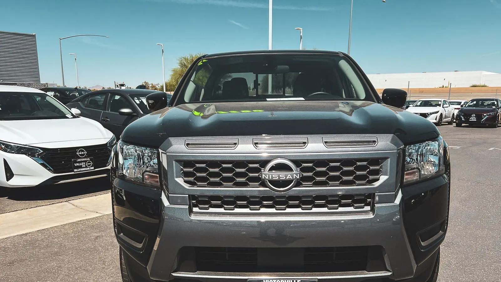 2025 Nissan Frontier SV