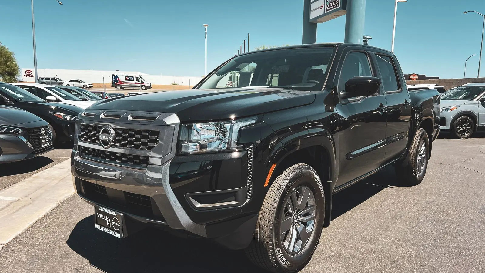 2025 Nissan Frontier SV