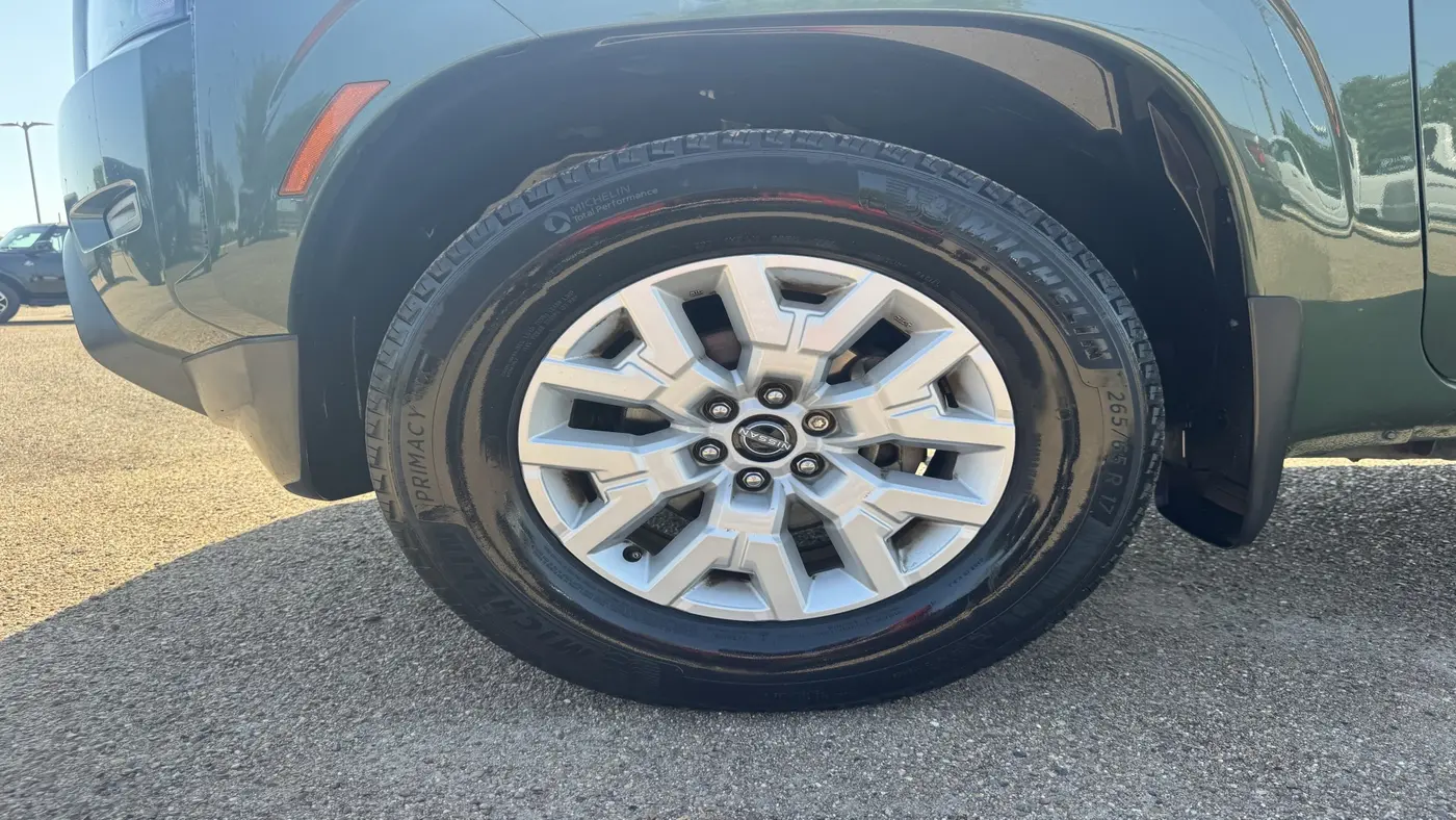 2022 Nissan Frontier S