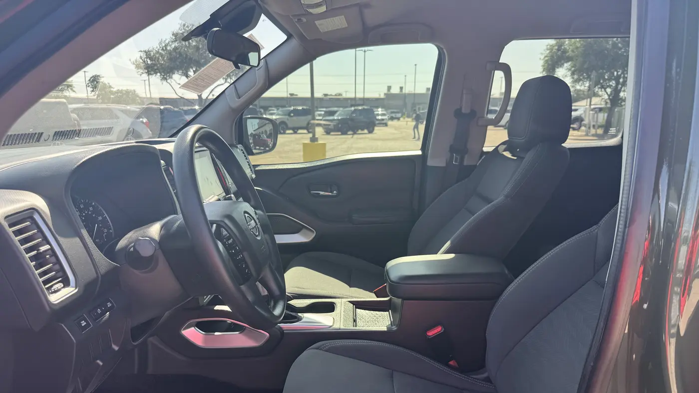 2022 Nissan Frontier S