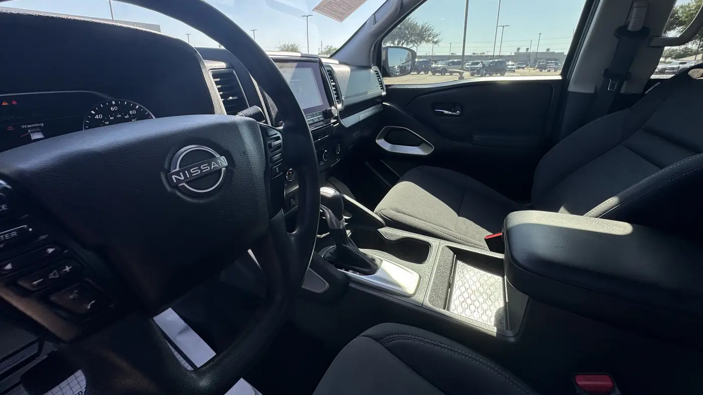 2022 Nissan Frontier S