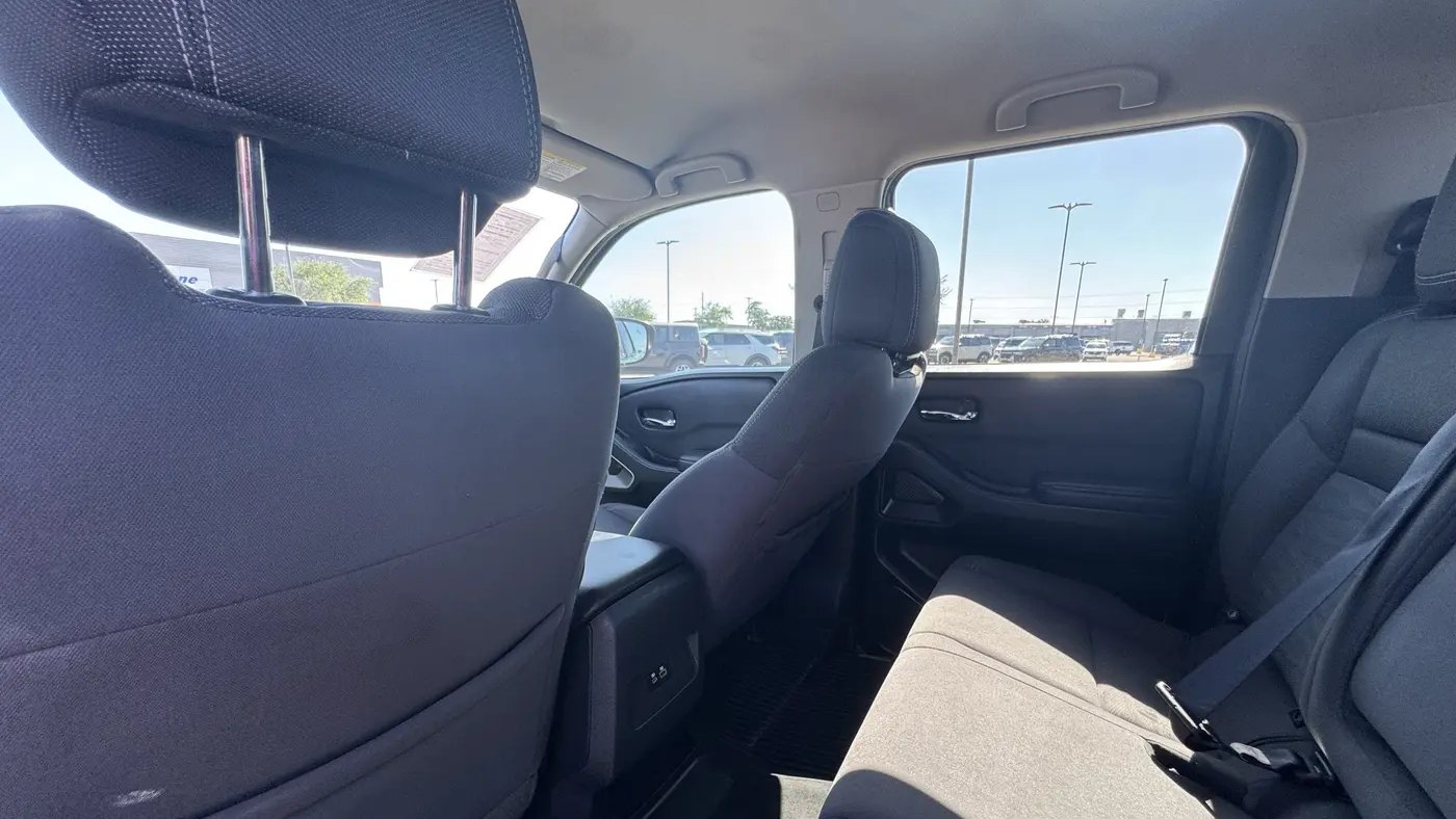 2022 Nissan Frontier S