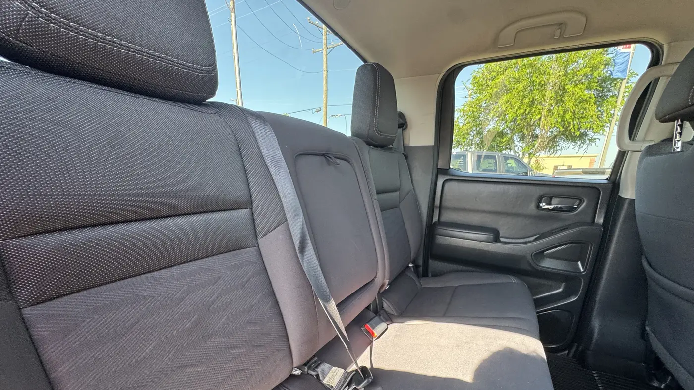 2022 Nissan Frontier S