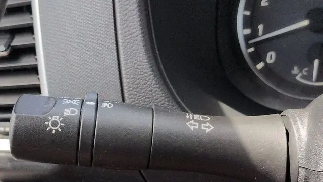 2023 Nissan Frontier S