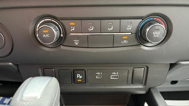 2025 Nissan Frontier S