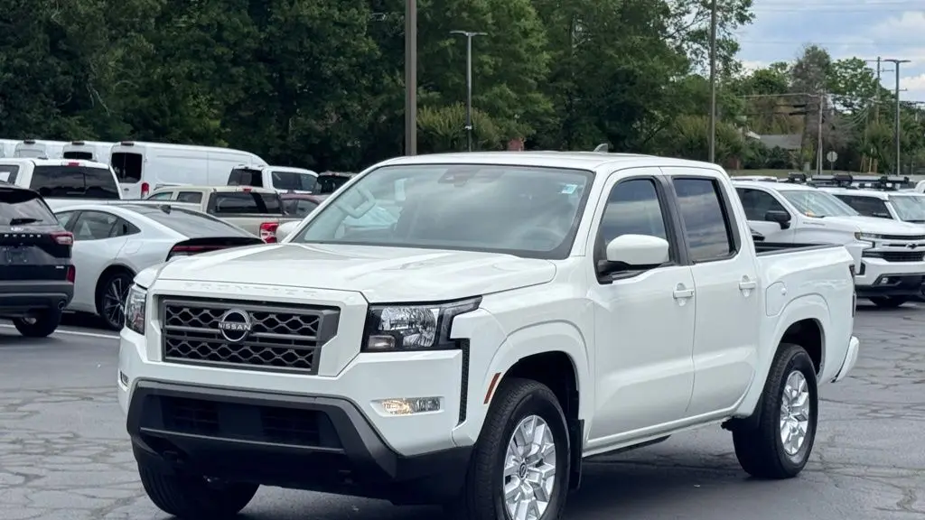 2022 Nissan Frontier S