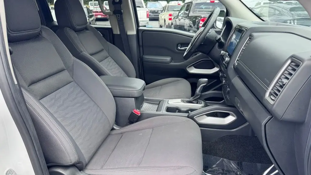 2022 Nissan Frontier S