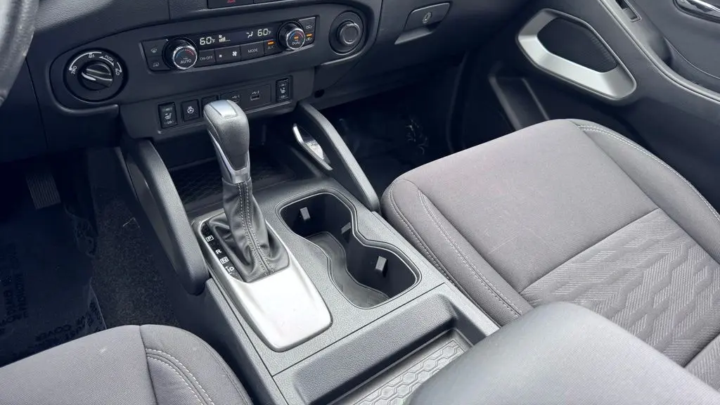 2022 Nissan Frontier S