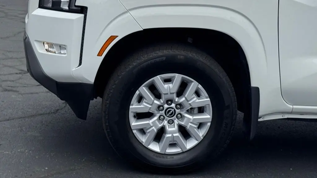 2022 Nissan Frontier S