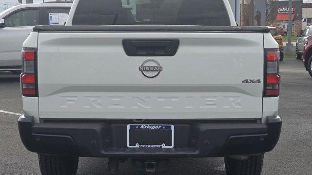 2022 Nissan Frontier S
