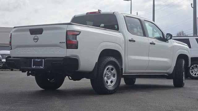 2022 Nissan Frontier S