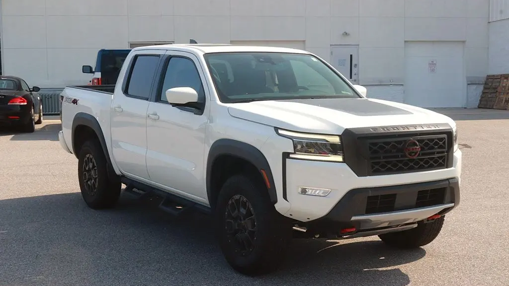 2022 Nissan Frontier S