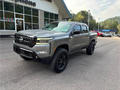 2023 Nissan Frontier 4X4 S 4DR Crew Cab 5 FT. SB