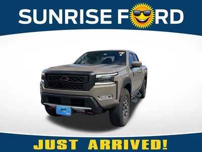 2023 Nissan Frontier 4X4 PRO-4X 4DR Crew Cab 5 FT. SB