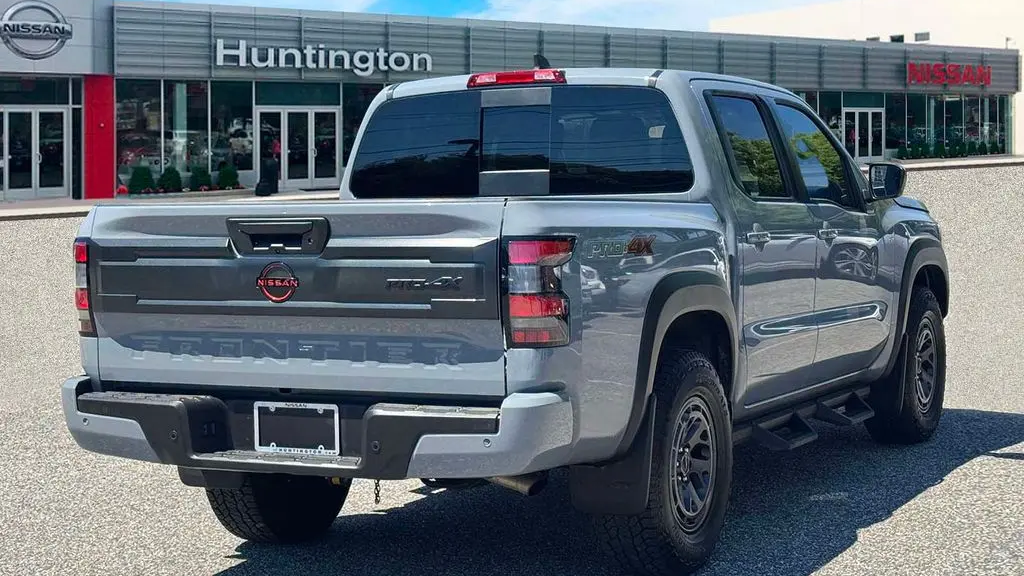 2025 Nissan Frontier PRO-4X