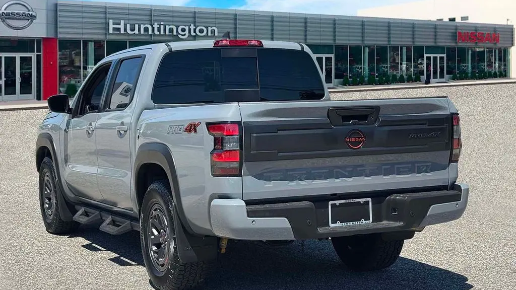 2025 Nissan Frontier PRO-4X
