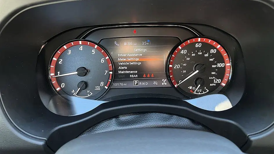 2025 Nissan Frontier S