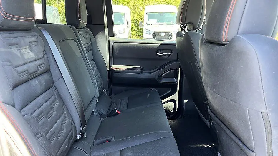 2025 Nissan Frontier S