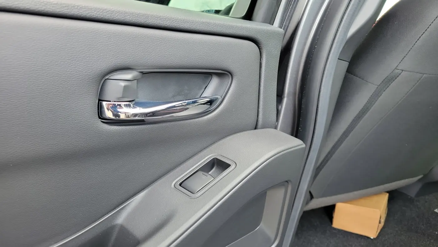 2025 Nissan Frontier S