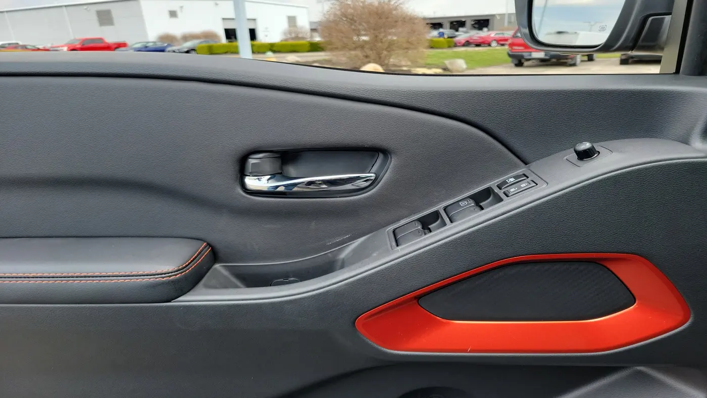 2025 Nissan Frontier S