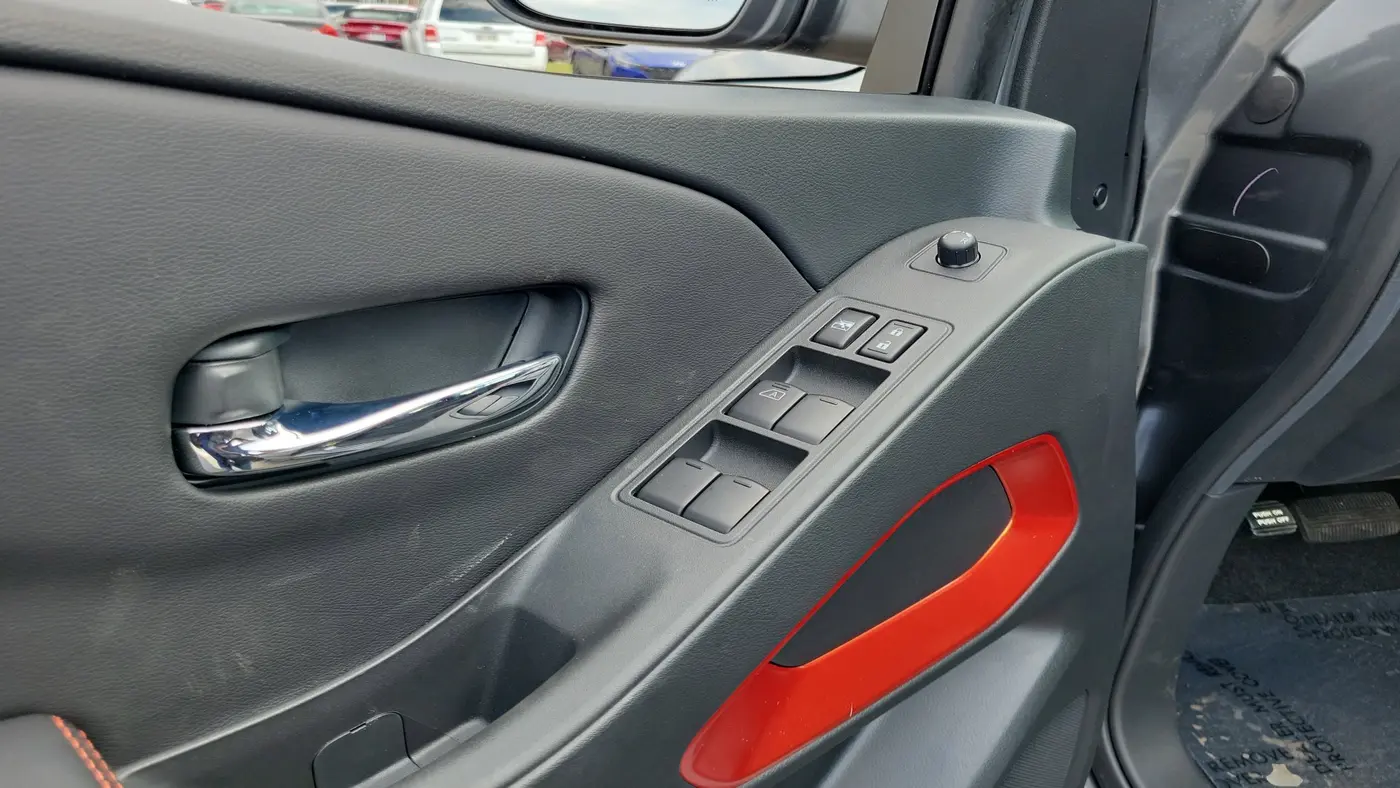 2025 Nissan Frontier S