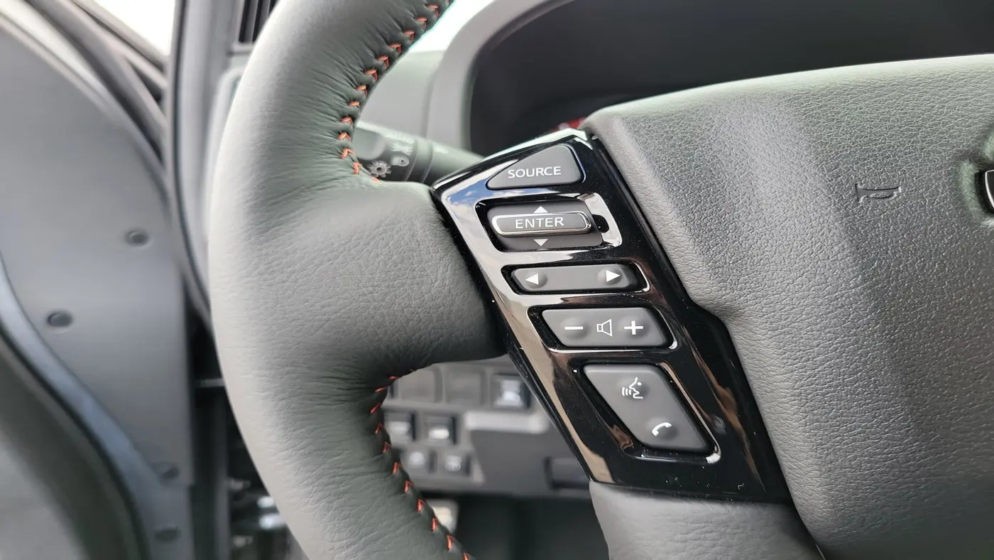 2025 Nissan Frontier S
