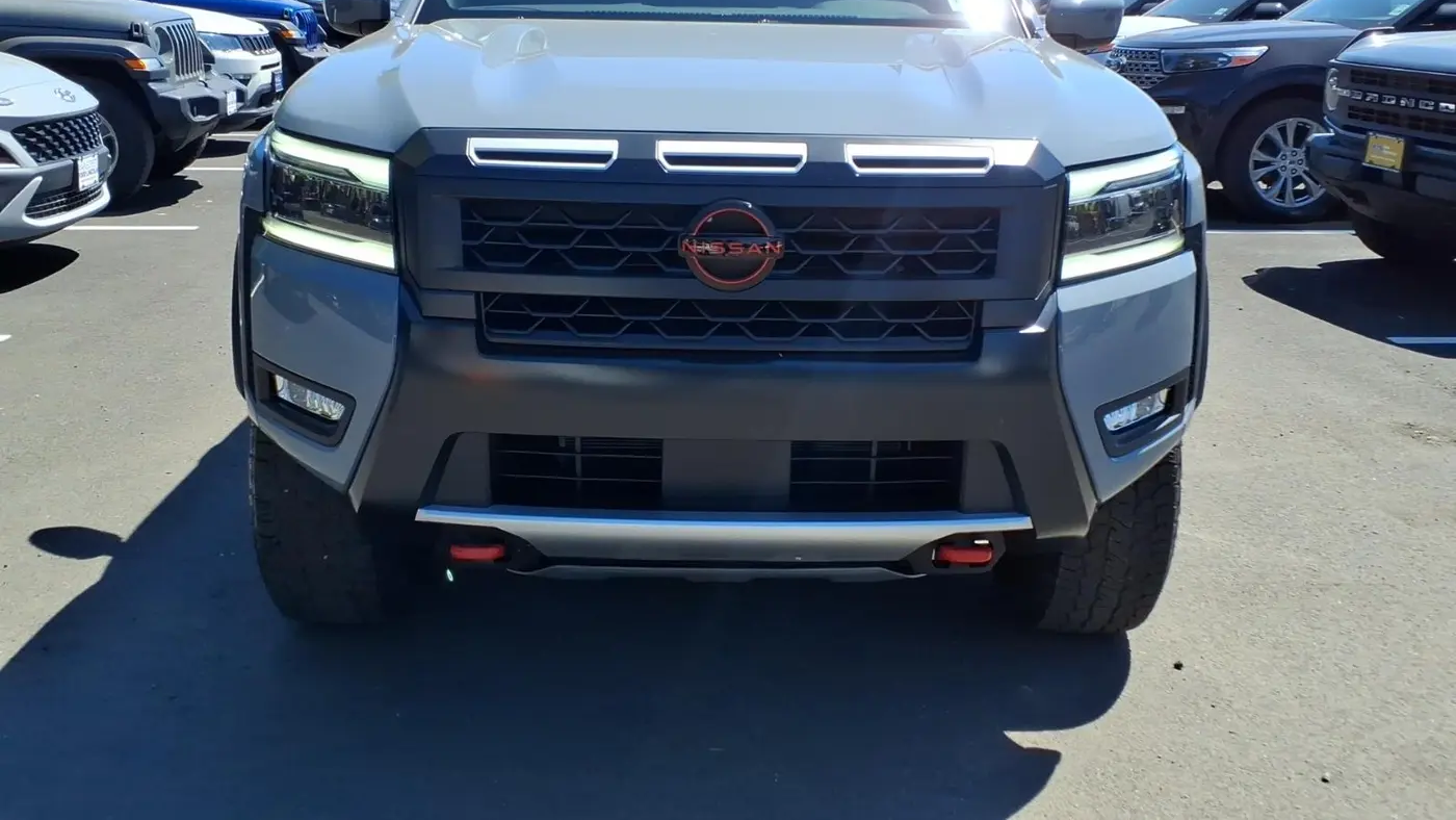 2025 Nissan Frontier S