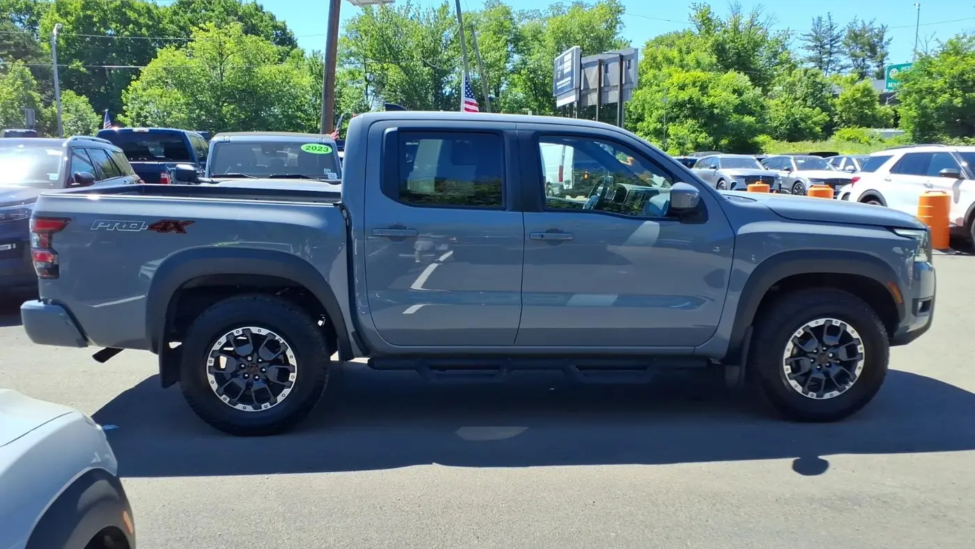 2025 Nissan Frontier S