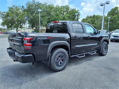 2025 Nissan Frontier 4X4 PRO-4X 4DR Crew Cab 5 FT. SB