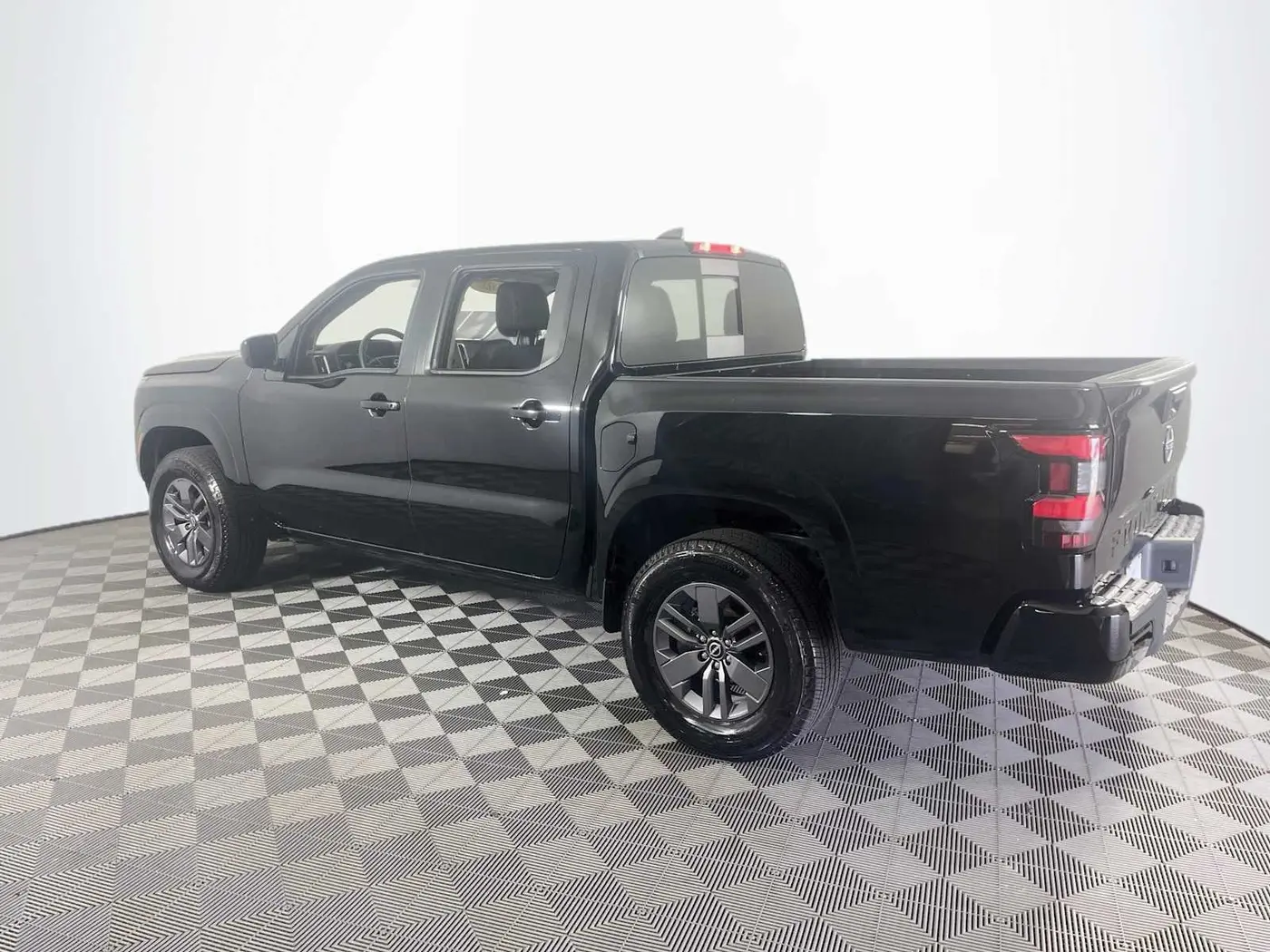 2026 Nissan Frontier - $39,995