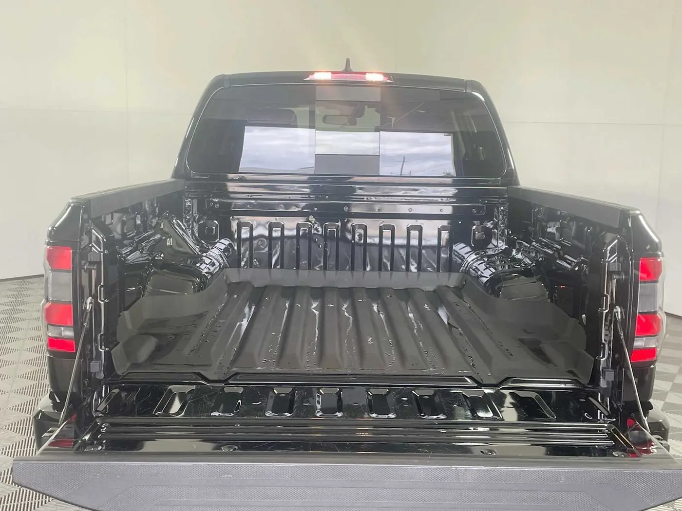 2026 Nissan Frontier - $39,995