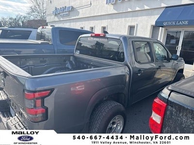 2022 Nissan Frontier 4X4 S 4DR Crew Cab 5 FT. SB