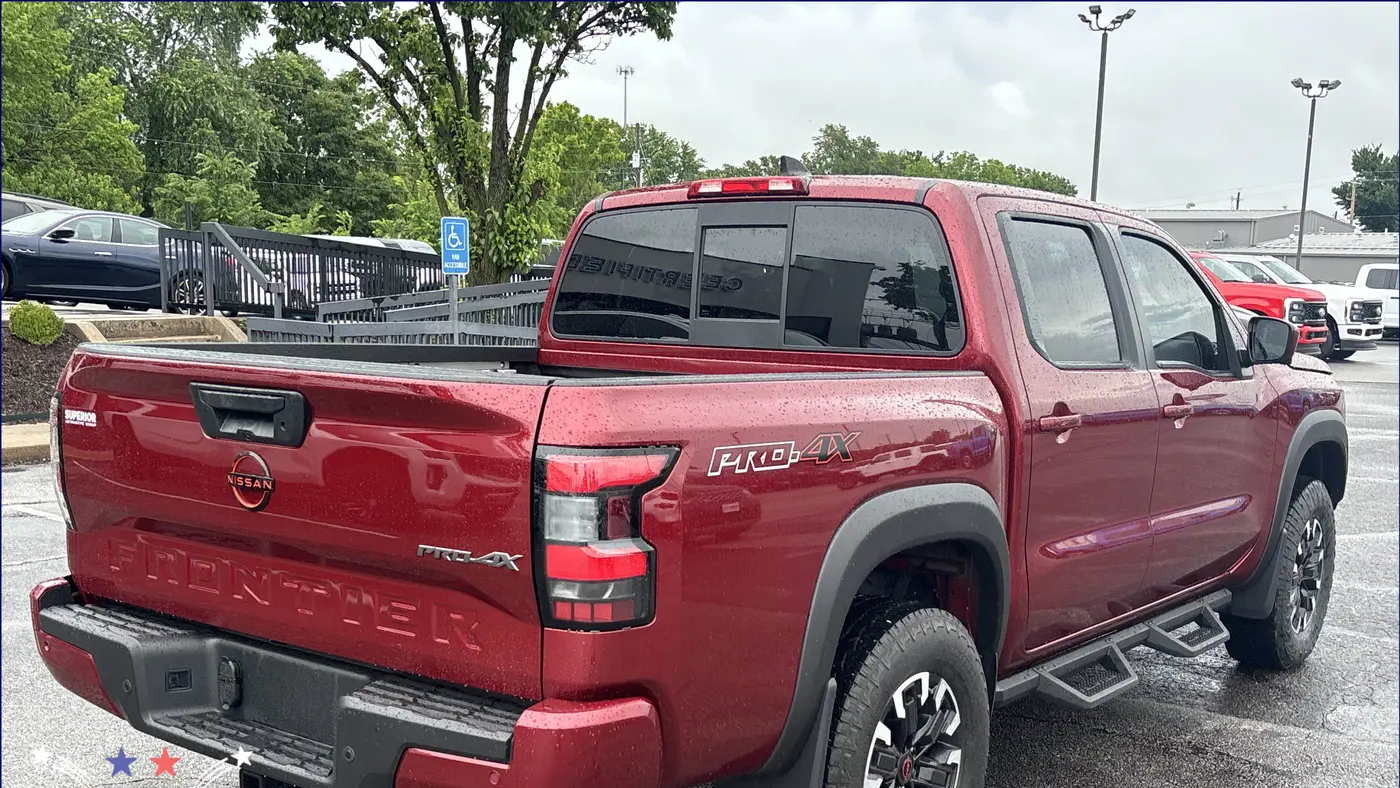 2022 Nissan Frontier S