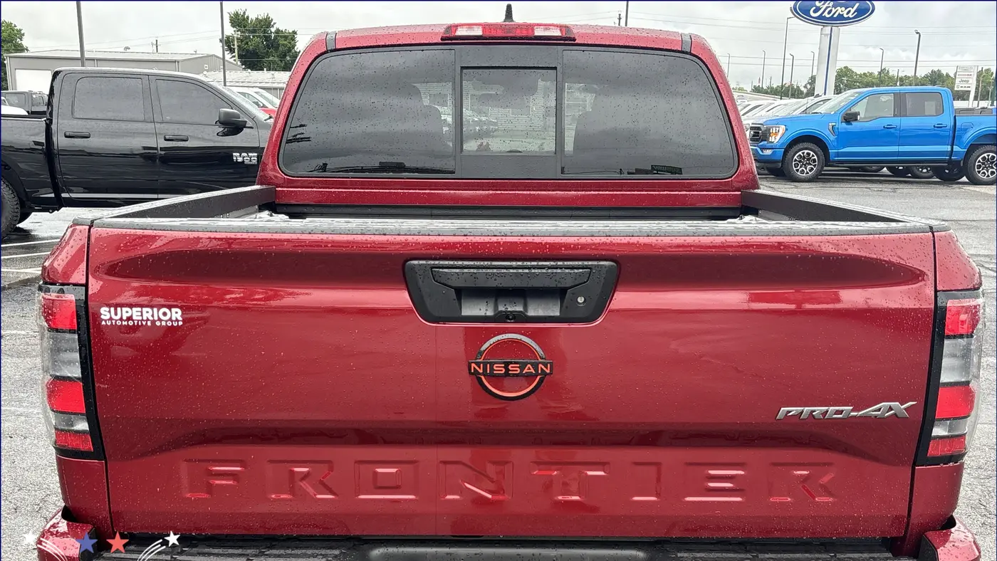 2022 Nissan Frontier S